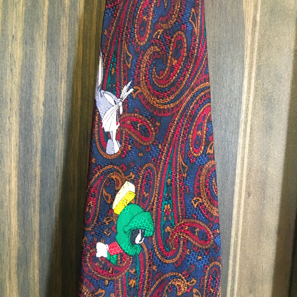 Looney Tunes Mania handmade 100% silk tie